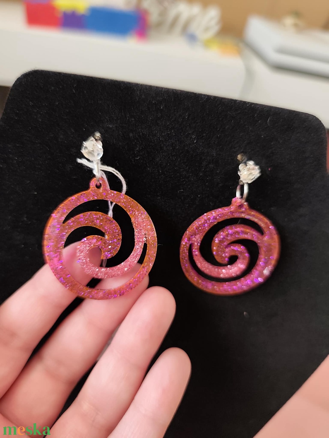 Spirál alakú fülbevaló - ékszer - fülbevaló - lógós kerek fülbevaló - Meska.hu
