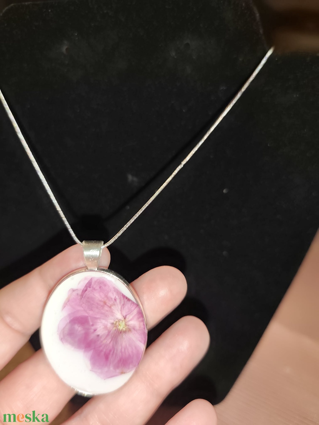 Valódi virágból készült nyaklánc - ékszer - nyaklánc - medálos nyaklánc - Meska.hu