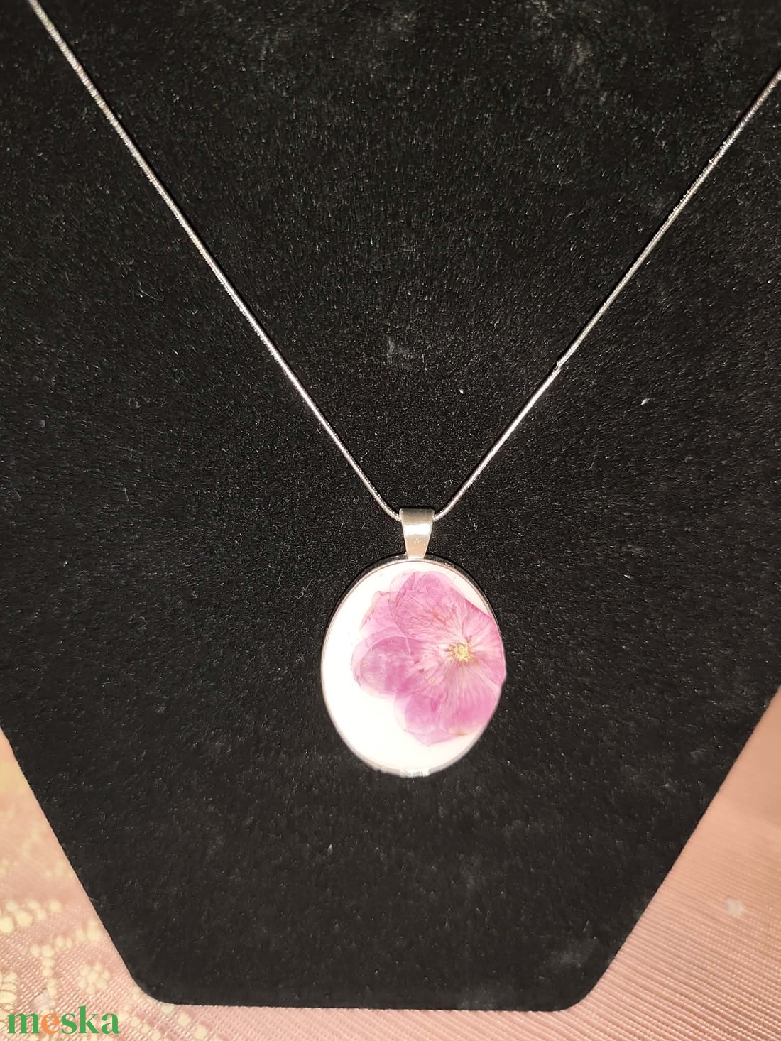 Valódi virágból készült nyaklánc - ékszer - nyaklánc - medálos nyaklánc - Meska.hu