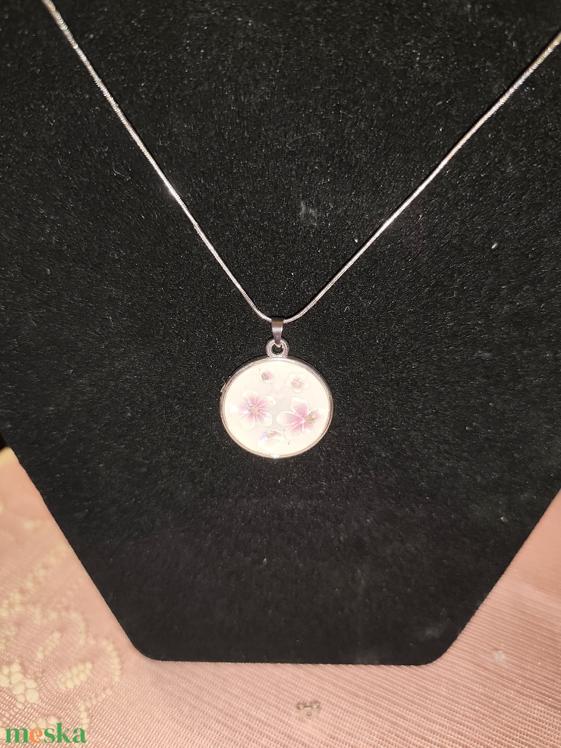 Rózsaszín virágos nyaklánc - ékszer - nyaklánc - medálos nyaklánc - Meska.hu