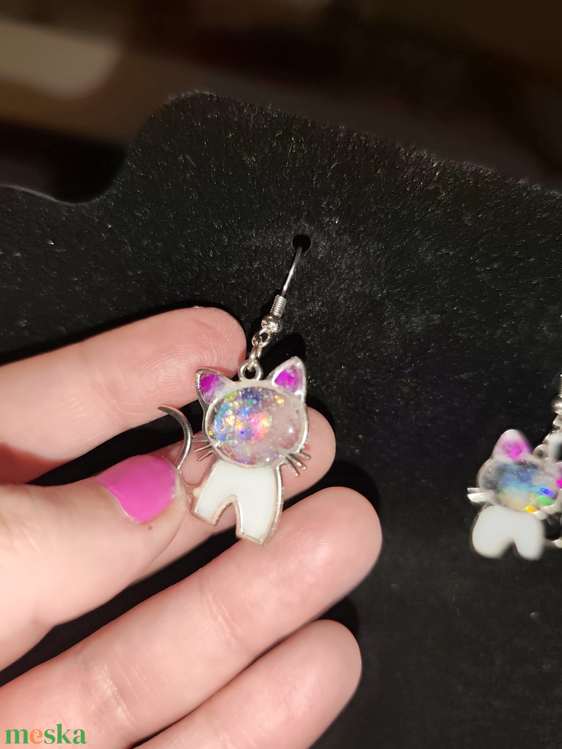 Cicás fülbevaló - ékszer - fülbevaló - lógó fülbevaló - Meska.hu