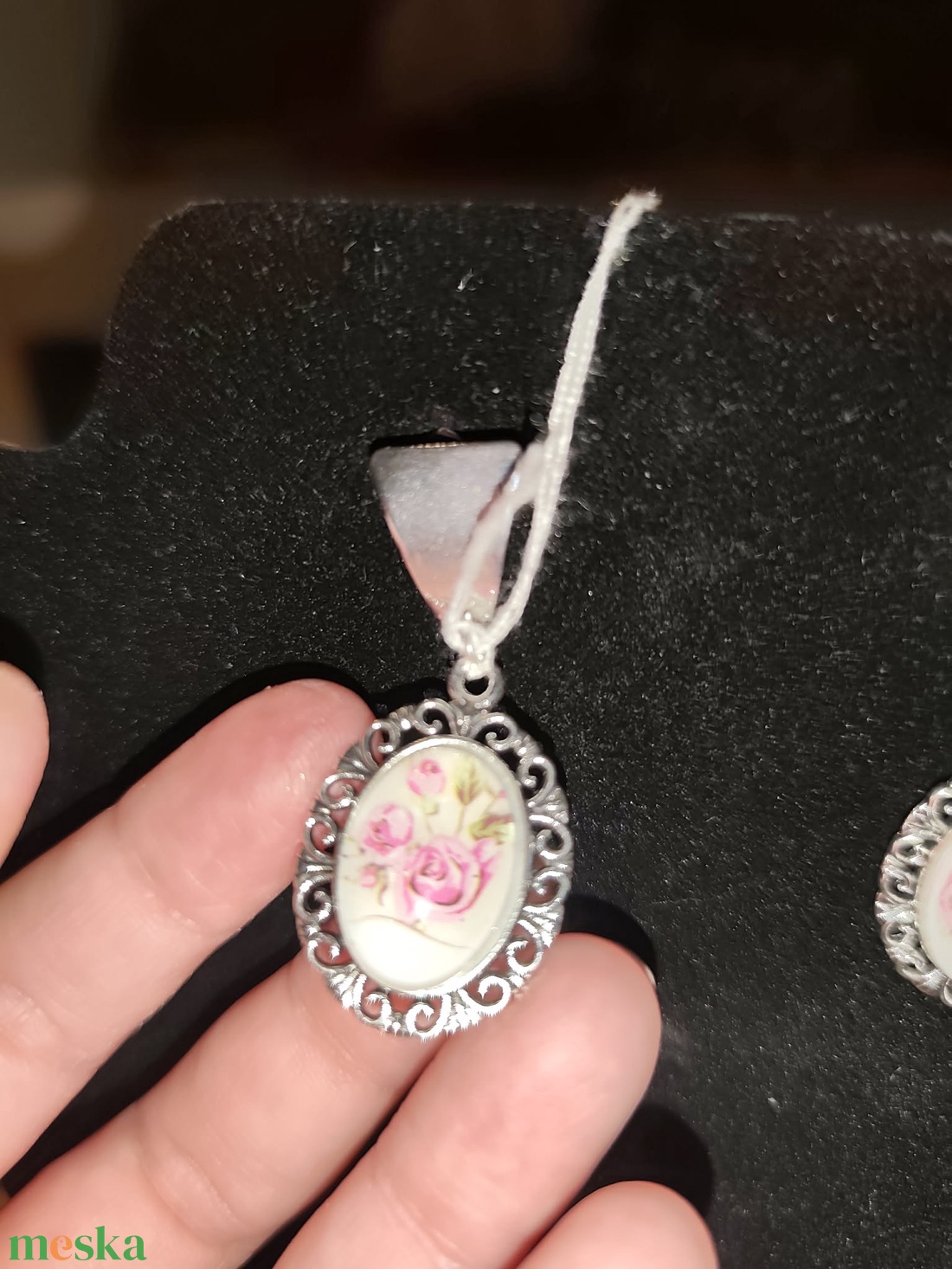 Vintage rózsás üveglencsés fülbevaló - ékszer - fülbevaló - lógó fülbevaló - Meska.hu