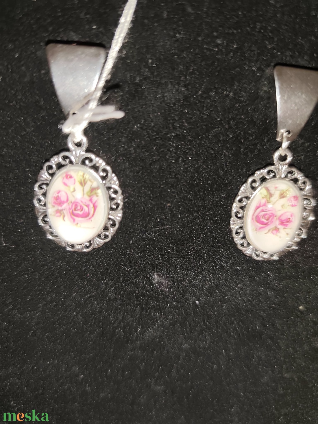 Vintage rózsás üveglencsés fülbevaló - ékszer - fülbevaló - lógó fülbevaló - Meska.hu