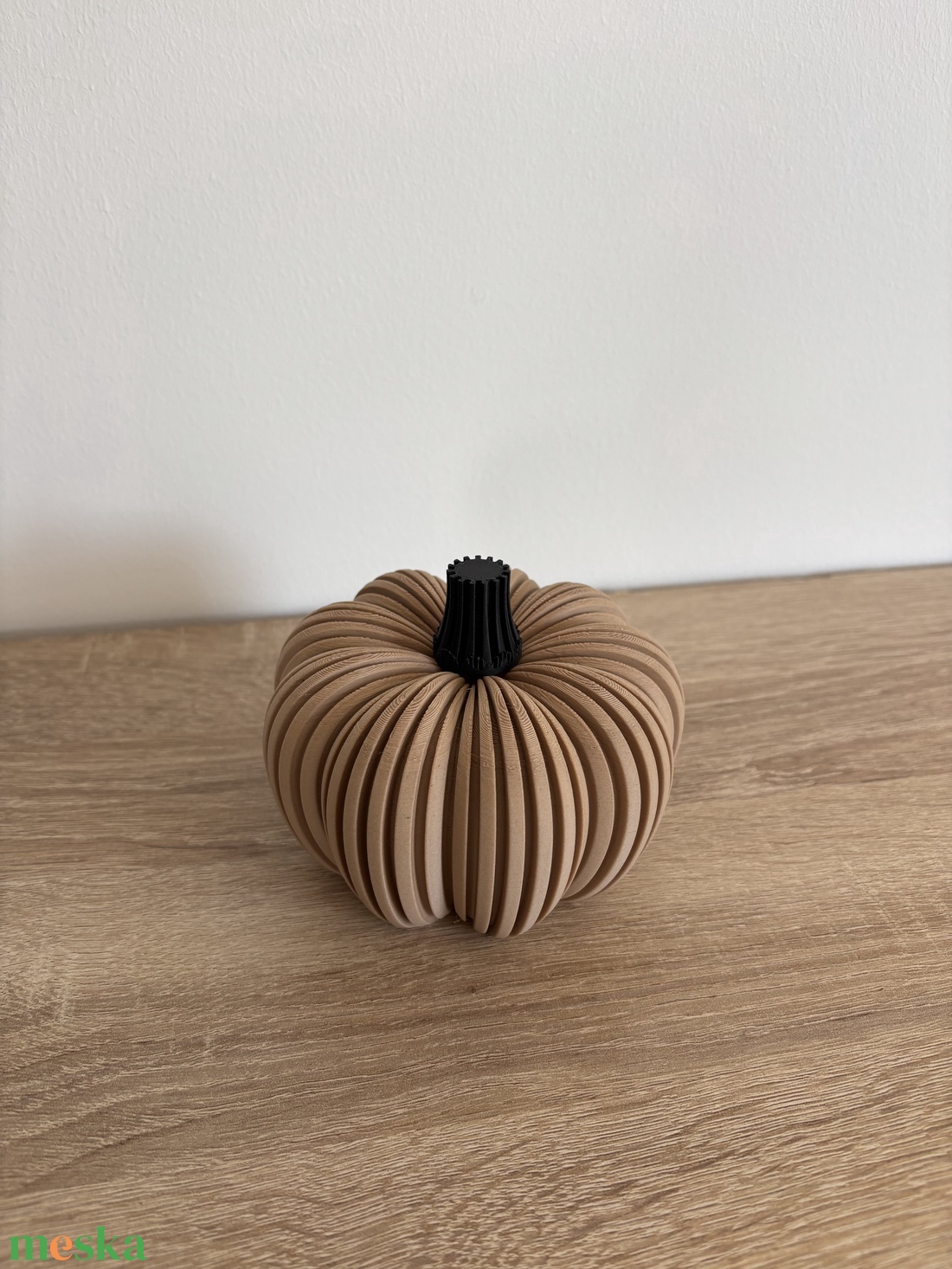 3D nyomtatott fa hatású bordázott tök - kellékek & szerszámok - dekorációs kellékek - őszi dekor - őszi dekortök - Meska.hu 3D nyomtatott fa hatású bordázott tök - kellékek & szerszámok - dekorációs kellékek - őszi dekor - őszi dekortök - Meska.hu