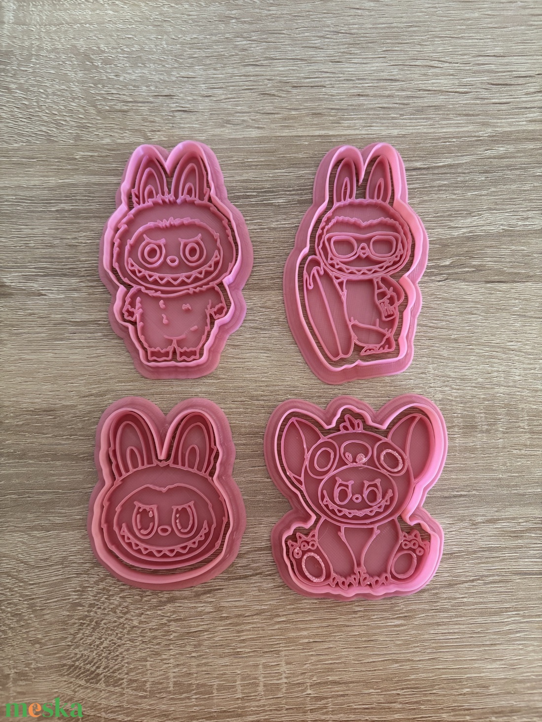 3D nyomtatott Labubu sütikiszúró - otthon & életmód - konyhafelszerelés, tálalás - sütés, főzés - sütikiszúró - Meska.hu 3D nyomtatott Labubu sütikiszúró - otthon & életmód - konyhafelszerelés, tálalás - sütés, főzés - sütikiszúró - Meska.hu