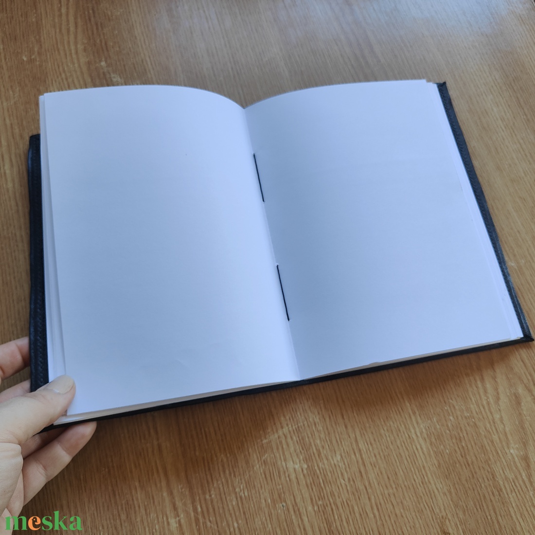 Éjfekete Domborított Bőr Napló � Egyedi, Archaikus Kézi Fűzéssel (Special Edition) - otthon & életmód - papír, írószer - mappa - Meska.hu