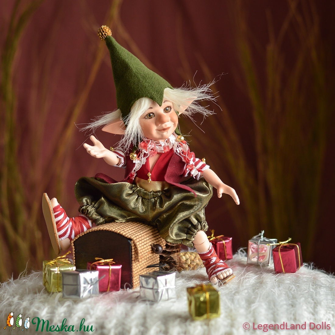 Bandó huncut karácsonymanó, nosztalgia porcelánbaba, porcelán baba -  - Meska.hu