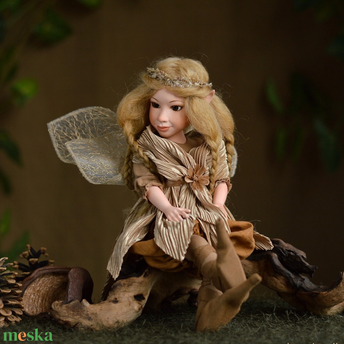 AGÁTA - szőke nagy porcelán tündér - otthon & életmód - dekoráció - dísztárgy - Meska.hu