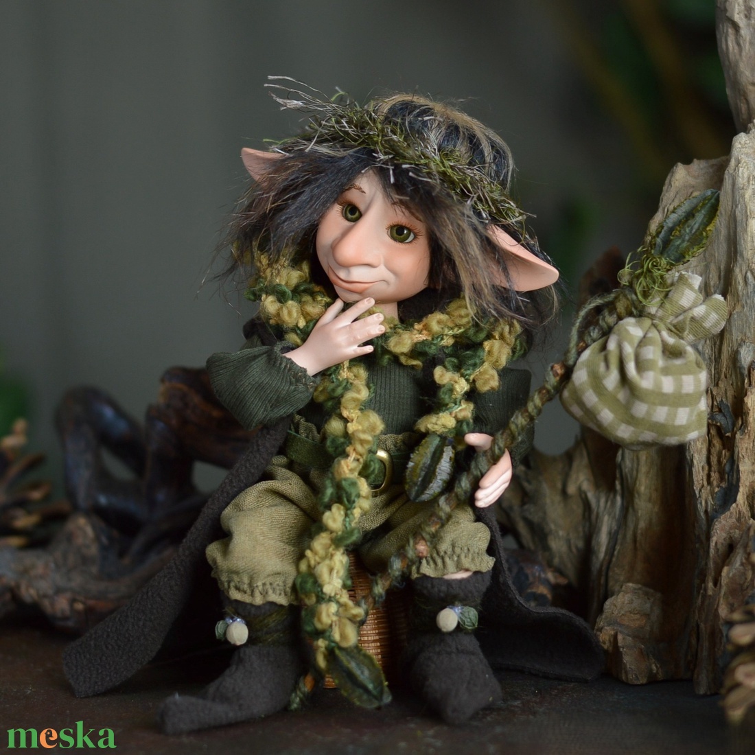 Vándor kobold: NEPOMUK - porcelán, mozgatható  - otthon & életmód - dekoráció - manók - Meska.hu