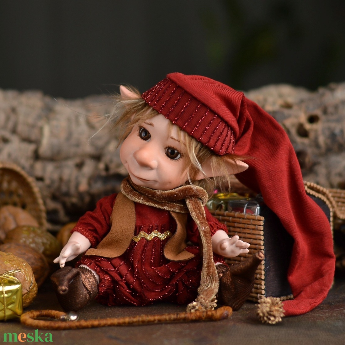 Karácsonyi mini porcelán mozgatható kobold - LÓCI - karácsony - karácsonyi lakásdekoráció - karácsonyi manók, figurák - Meska.hu