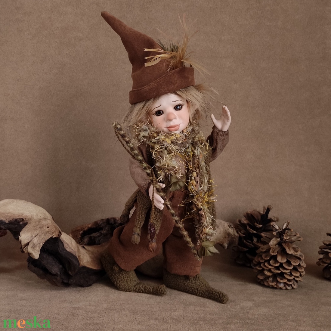 Horgász manó: DENTON - porcelán, mozgatható  - otthon & életmód - dekoráció - manók - Meska.hu