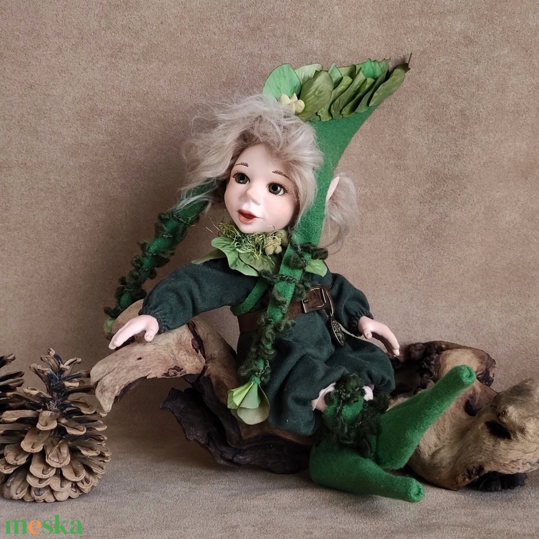 Vízi manócska: KROKORNÉL - porcelán, mozgatható  - otthon & életmód - dekoráció - manók - Meska.hu