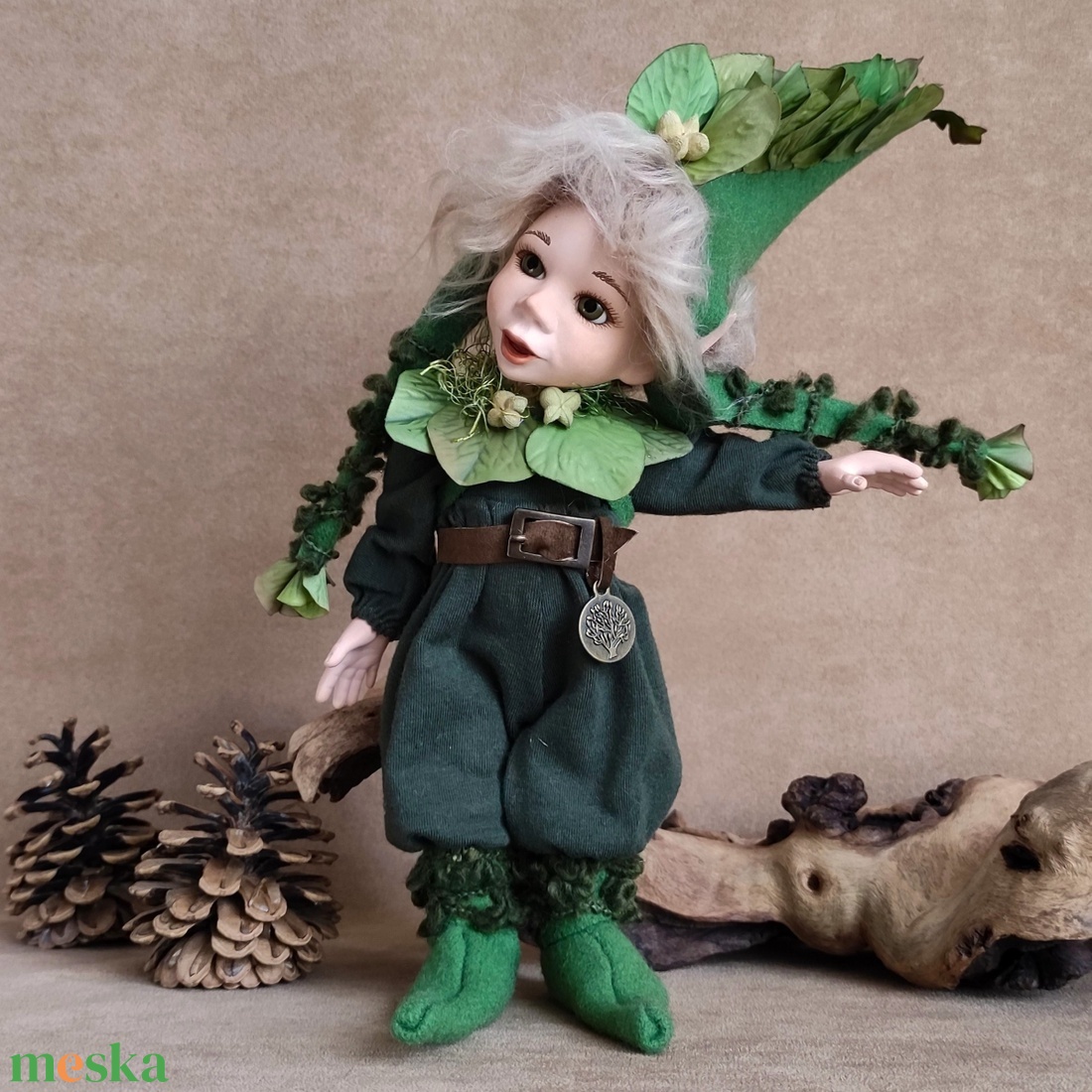 Vízi manócska: KROKORNÉL - porcelán, mozgatható  - otthon & életmód - dekoráció - manók - Meska.hu