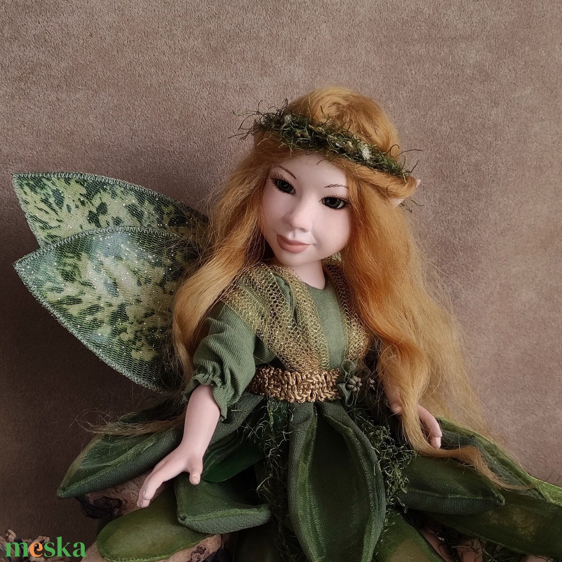 Zöld levéltündér: DOTTI - porcelán, mozgatható - otthon & életmód - dekoráció - dekoratív figurák és szobrok - Meska.hu