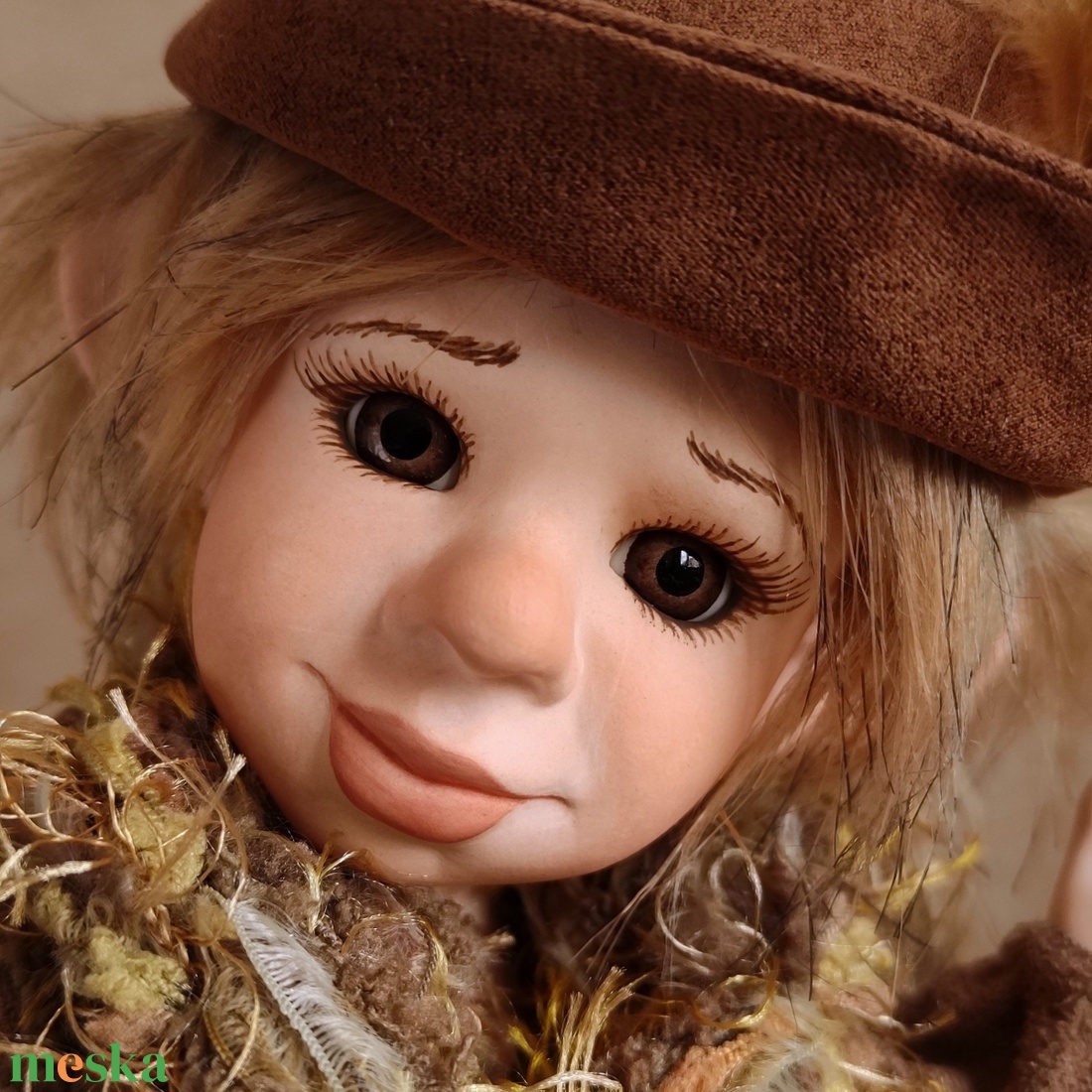 Horgász manó: DENTON - porcelán, mozgatható  - otthon & életmód - dekoráció - manók - Meska.hu