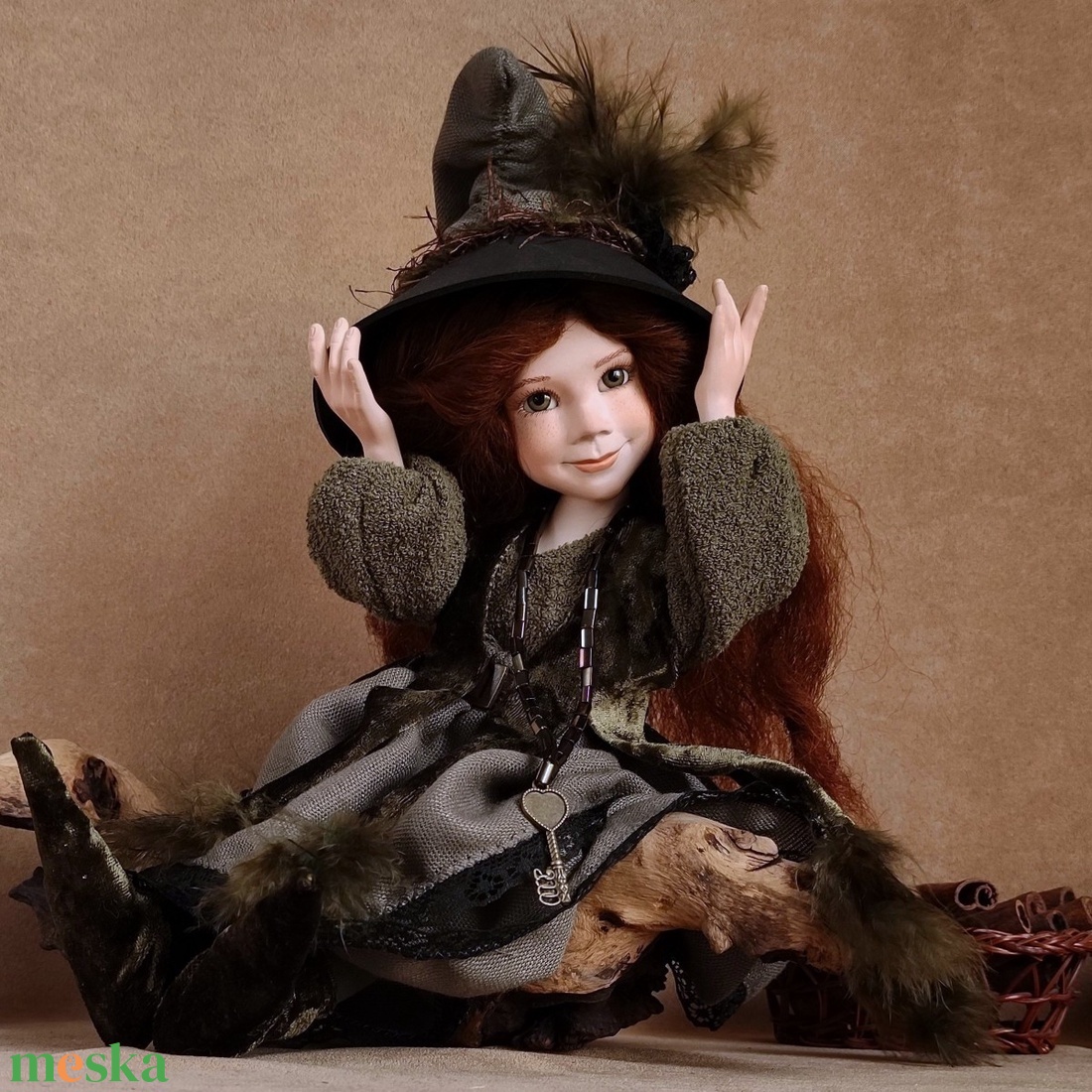 Bűbájos boszorkány: GRISELDA - porcelán művészbaba - otthon & életmód - dekoráció - halloween - halloweeni figurák - Meska.hu