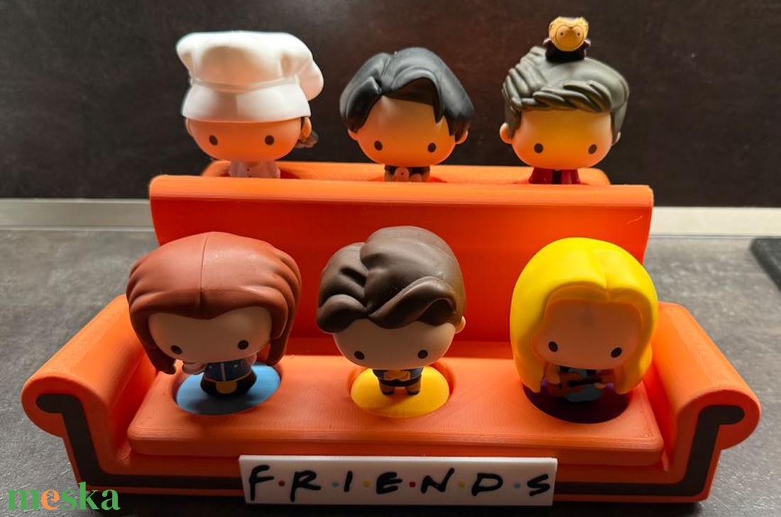 Friends jóbarátok McDonald's figura tartó kanapé állvány - művészet - más gyűjtemények - Meska.hu