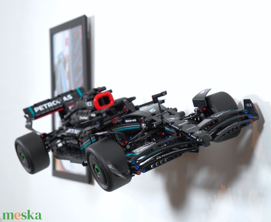 Lego 42171 Mercedes AMG F1 W14 E Formula 1 fali tartó konzol - otthon & életmód - tárolás & rendszerezés - fali tároló - Meska.hu