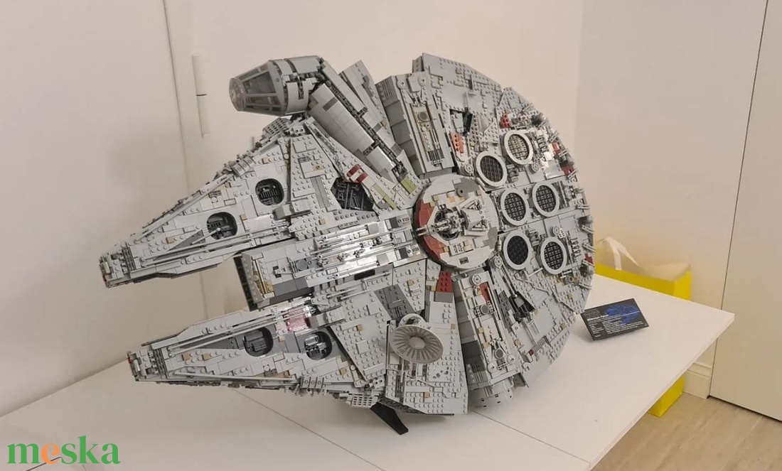 Lego 75192 Millenium Falcon fali és asztali tartó konzol - otthon & életmód - tárolás & rendszerezés - fali tároló - Meska.hu