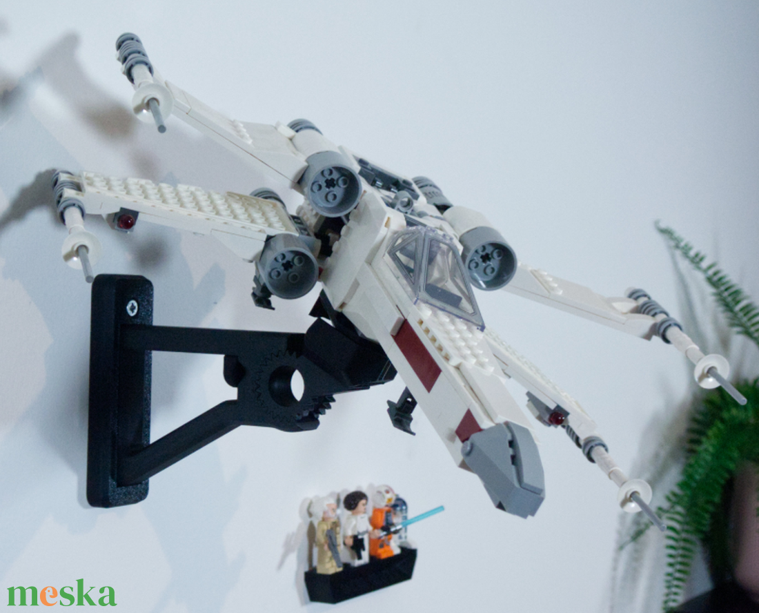 Lego 75301 Luke Skywalker�s X-Wing Fighter fali tartó konzol - otthon & életmód - tárolás & rendszerezés - fali tároló - Meska.hu