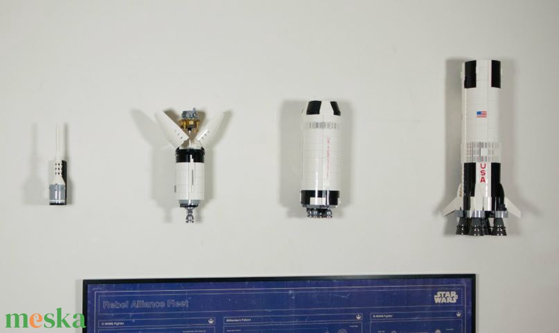 Lego 92176 21309 Saturn V rocket fali tartó konzol - otthon & életmód - tárolás & rendszerezés - fali tároló - Meska.hu