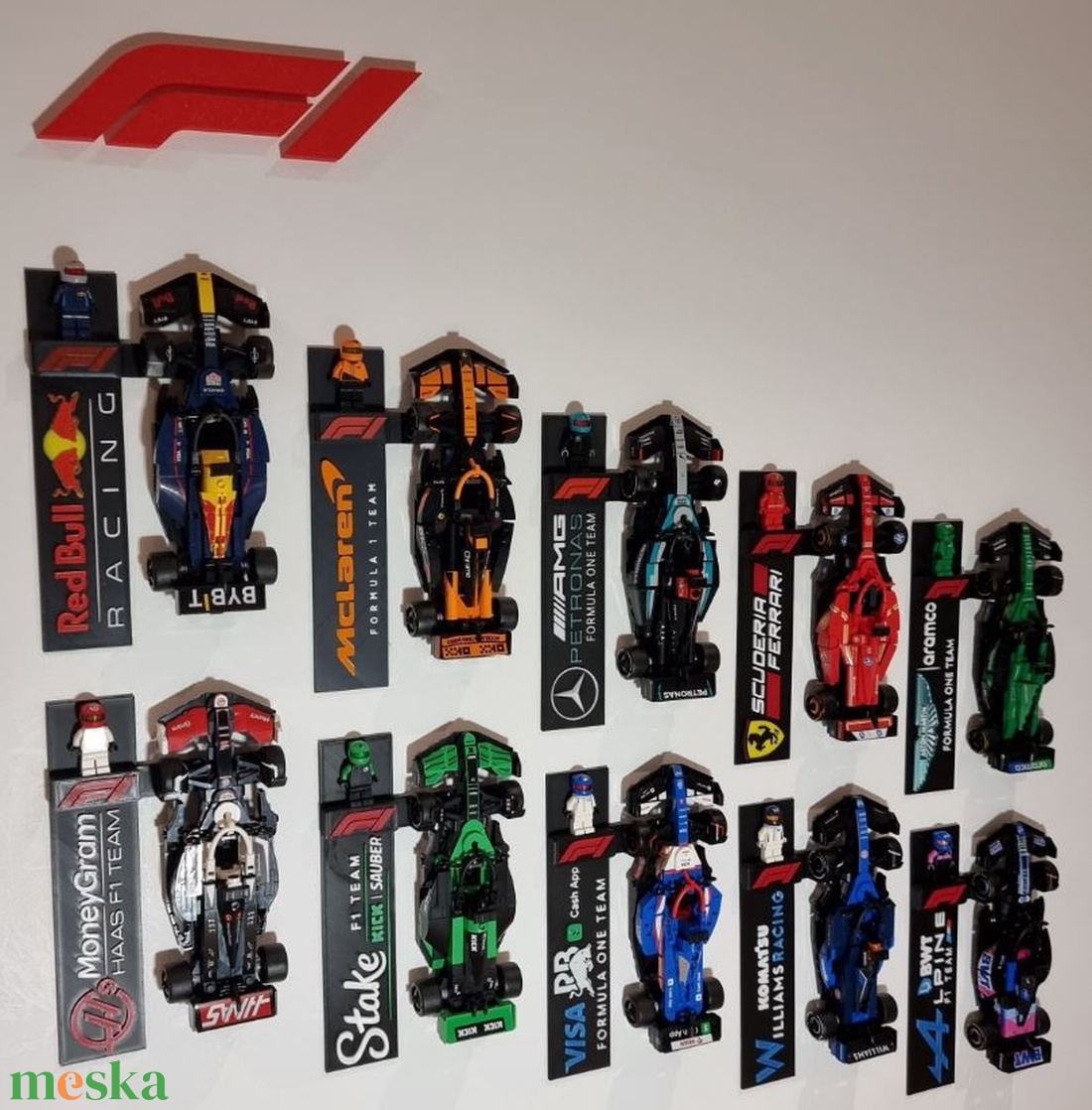 Lego Speed Champions F1 Formula 1 készletekhez fali tartó - otthon & életmód - tárolás & rendszerezés - fali tároló - Meska.hu