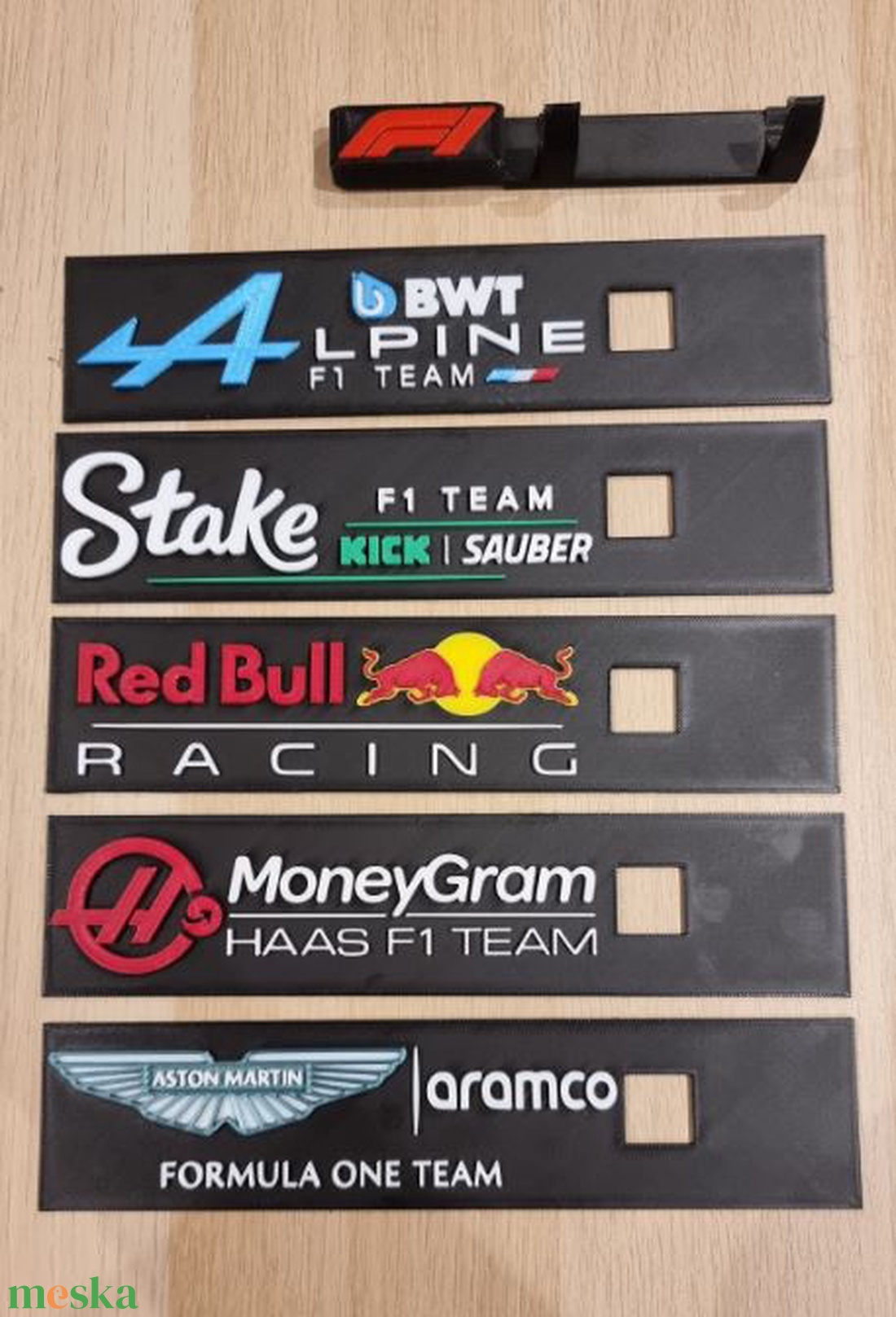 Lego Speed Champions F1 Formula 1 készletekhez fali tartó - otthon & életmód - tárolás & rendszerezés - fali tároló - Meska.hu