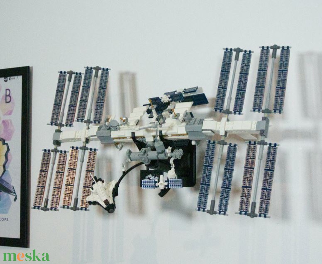 Lego 21321 Nasa ISS Space Station fali tartó konzol [GeckoBricks] - otthon & életmód - tárolás & rendszerezés - fali tároló - Meska.hu