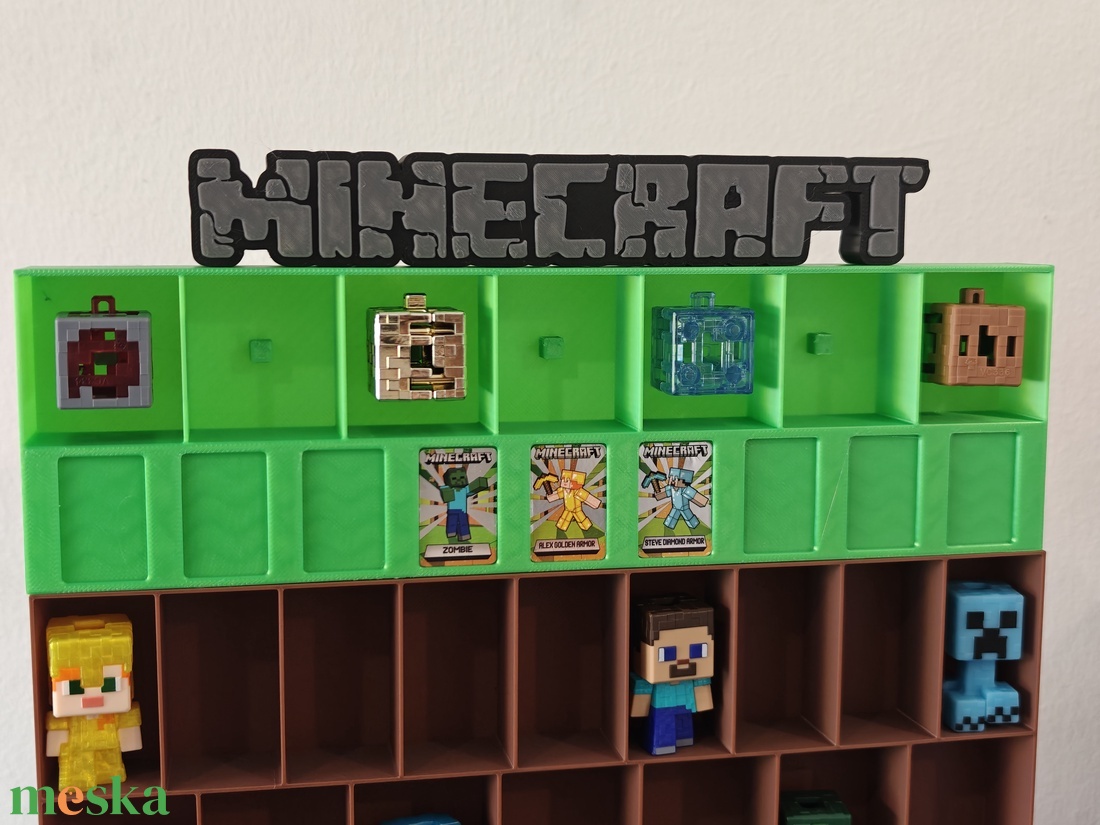 EGYEDI neves Minecraft Kinder Joy figura és kártya tartó tartó állvány - otthon & életmód - tárolás & rendszerezés - íróasztali tároló - Meska.hu