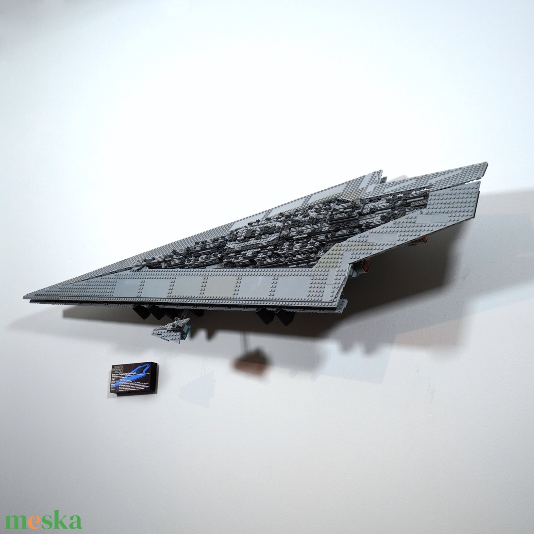 Lego 10221 Super Star Destoryer fali tartó konzol [GeckoBricks] - otthon & életmód - tárolás & rendszerezés - fali tároló - Meska.hu