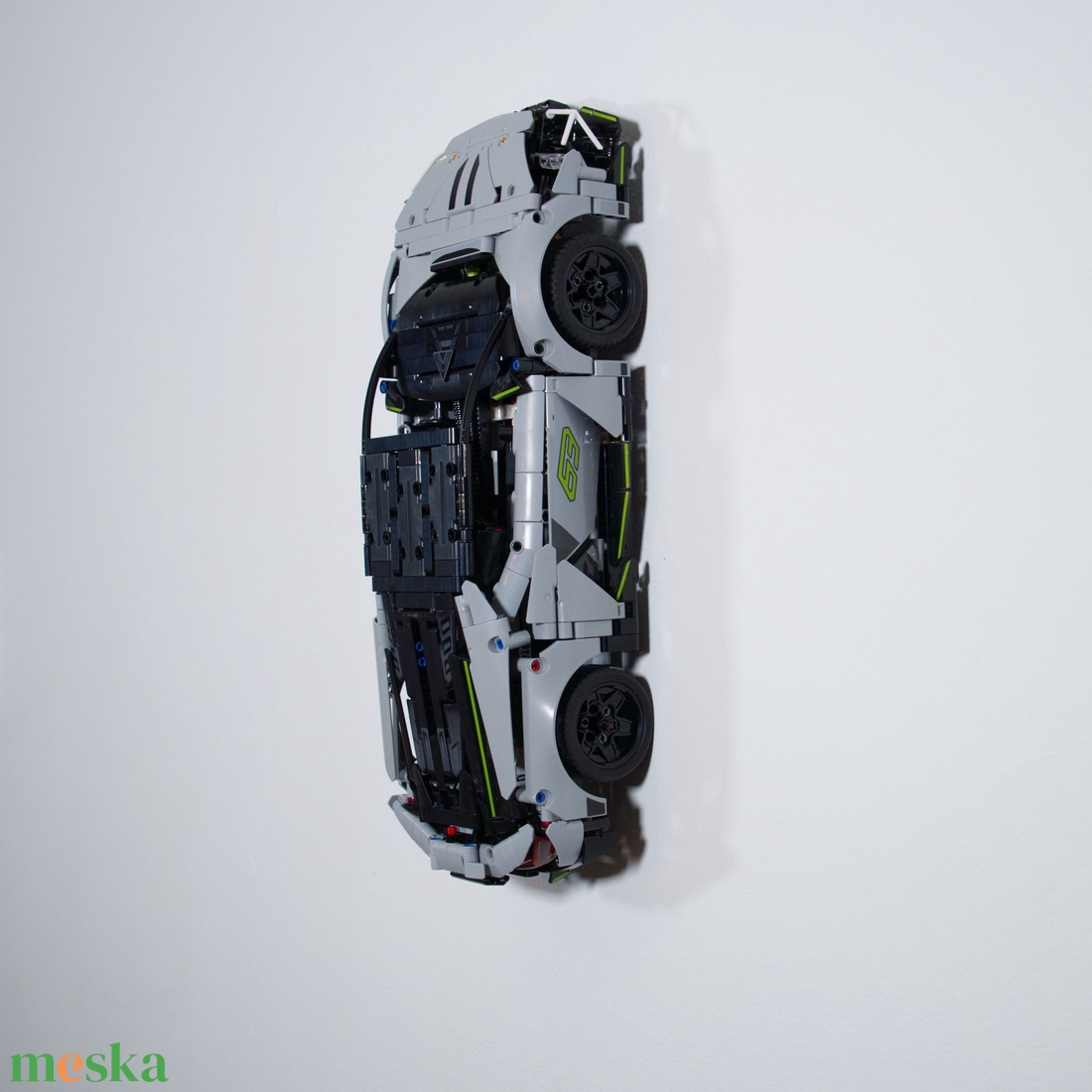 Lego 42214 Lamborghini Revuelto fali tartó konzol [GeckoBricks] - otthon & életmód - tárolás & rendszerezés - fali tároló - Meska.hu