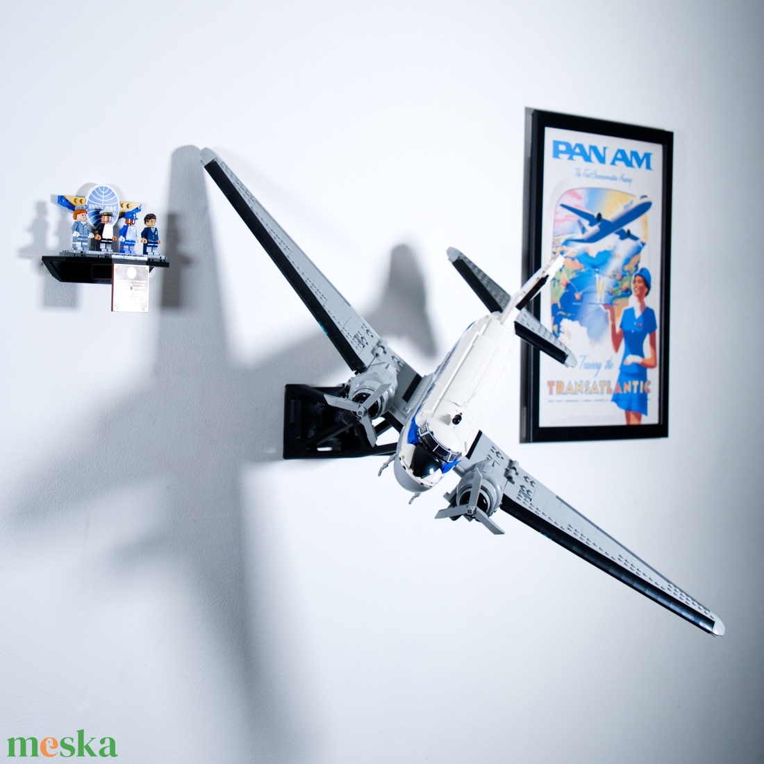 Lego 11378 PanAm DC-3 fali tartó konzol [GeckoBricks] - otthon & életmód - tárolás & rendszerezés - fali tároló - Meska.hu