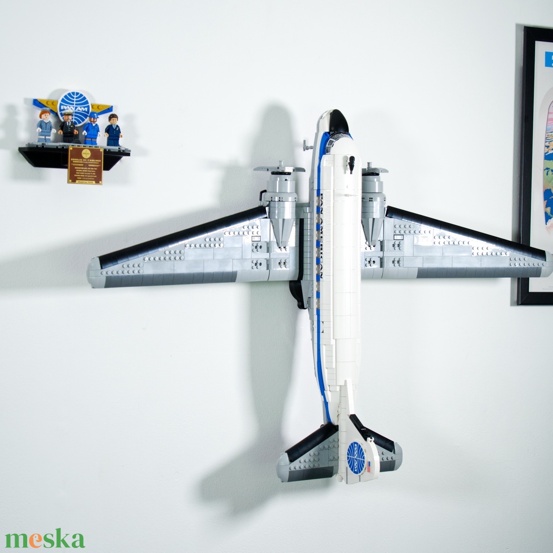 Lego 11378 PanAm DC-3 fali tartó konzol [GeckoBricks] - otthon & életmód - tárolás & rendszerezés - fali tároló - Meska.hu