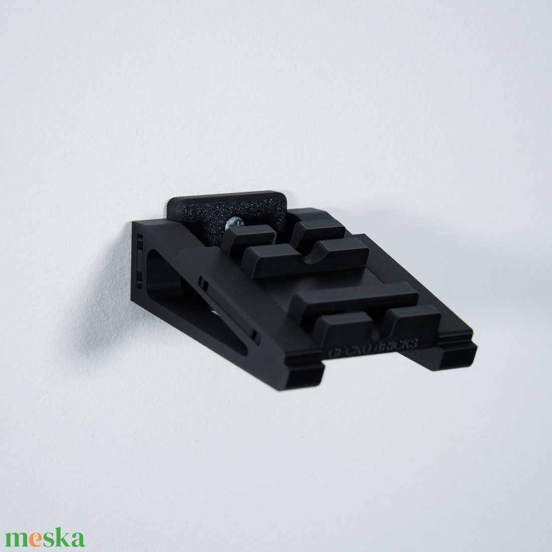 Lego 42213 Ford Bronco fali tartó konzol [GeckoBricks] - otthon & életmód - tárolás & rendszerezés - fali tároló - Meska.hu