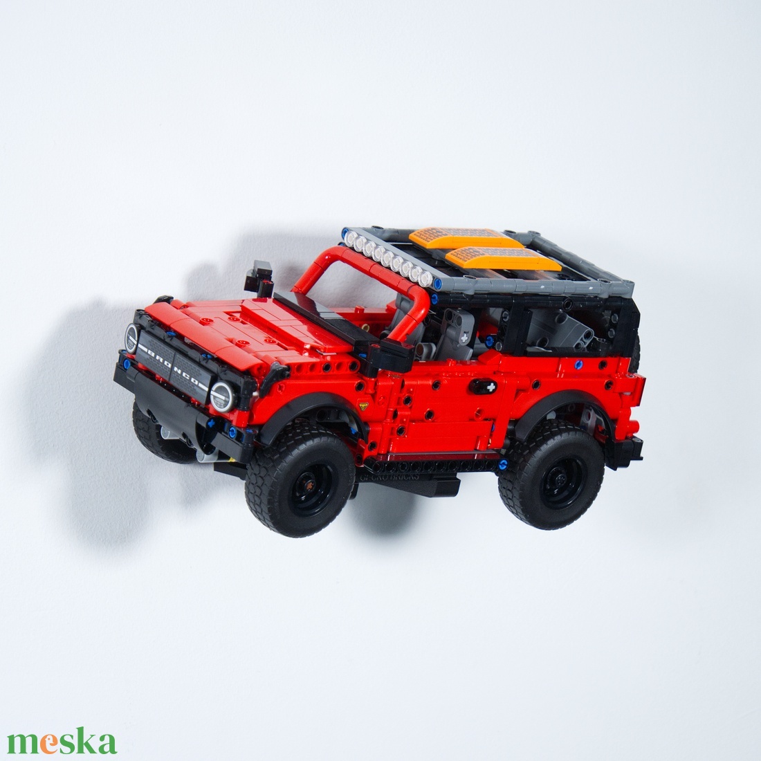 Lego 42213 Ford Bronco fali tartó konzol [GeckoBricks] - otthon & életmód - tárolás & rendszerezés - fali tároló - Meska.hu