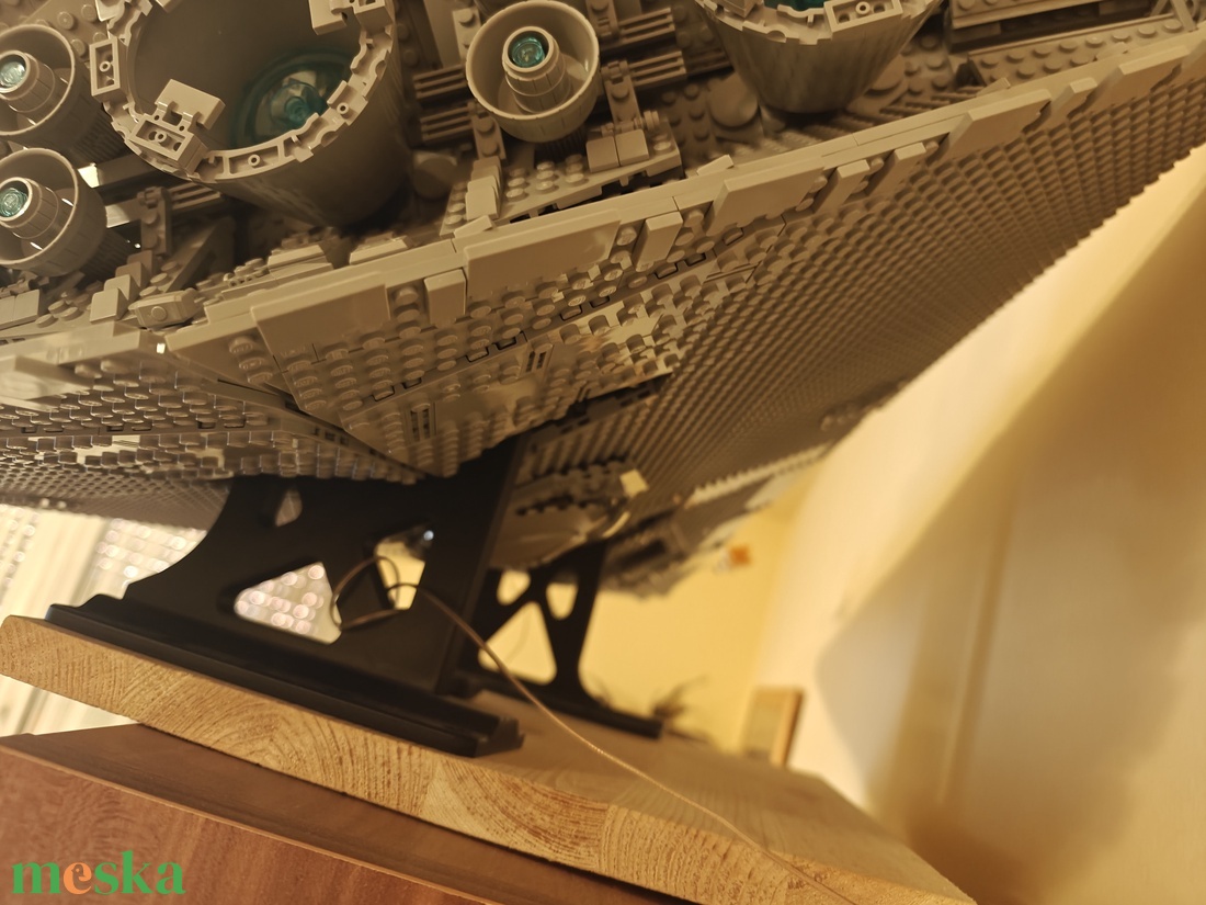 LEGO 75252 UCS Imperial Star Destroyer � fali és álló tartó konzol - otthon & életmód - tárolás & rendszerezés - fali tároló - Meska.hu
