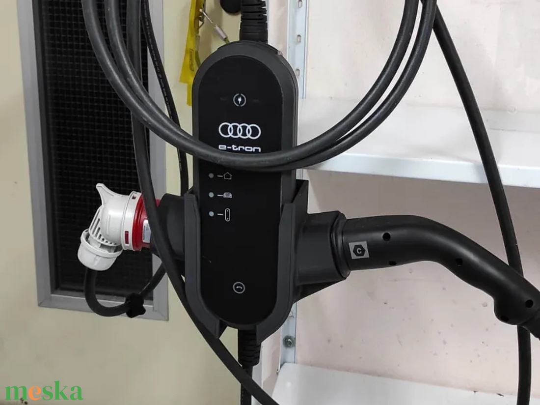 Fali tartó Skoda Audi VW EV elektromos autó töltőhöz Type-2 + 3 fázis - otthon & életmód - tárolás & rendszerezés - fali tároló - Meska.hu