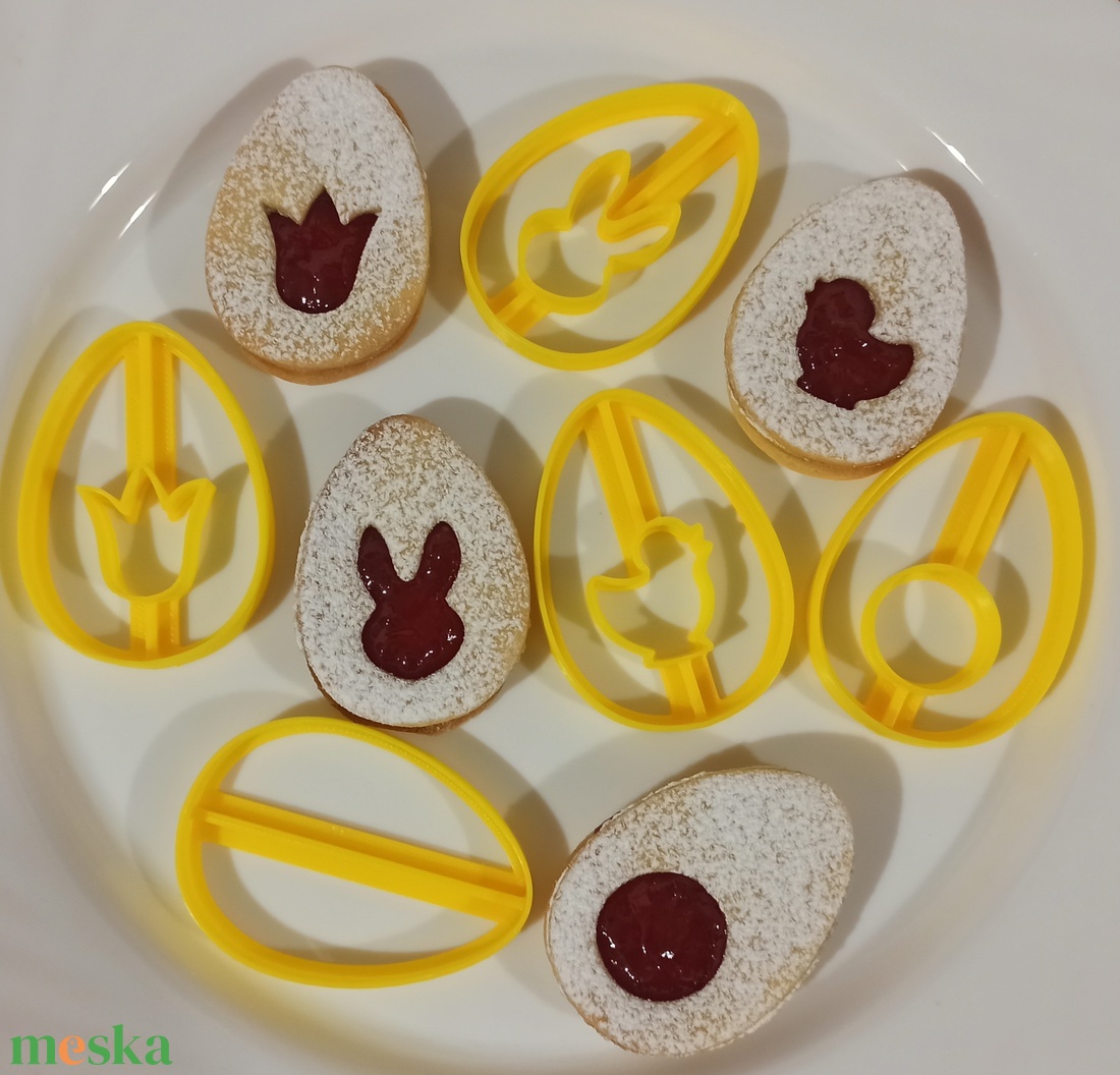 5 darabos tojás alakú linzerszúró készlet - ünnepi díszek, dekorációk - húsvéti díszek és dekorációk - húsvéti sütikiszúró - Meska.hu