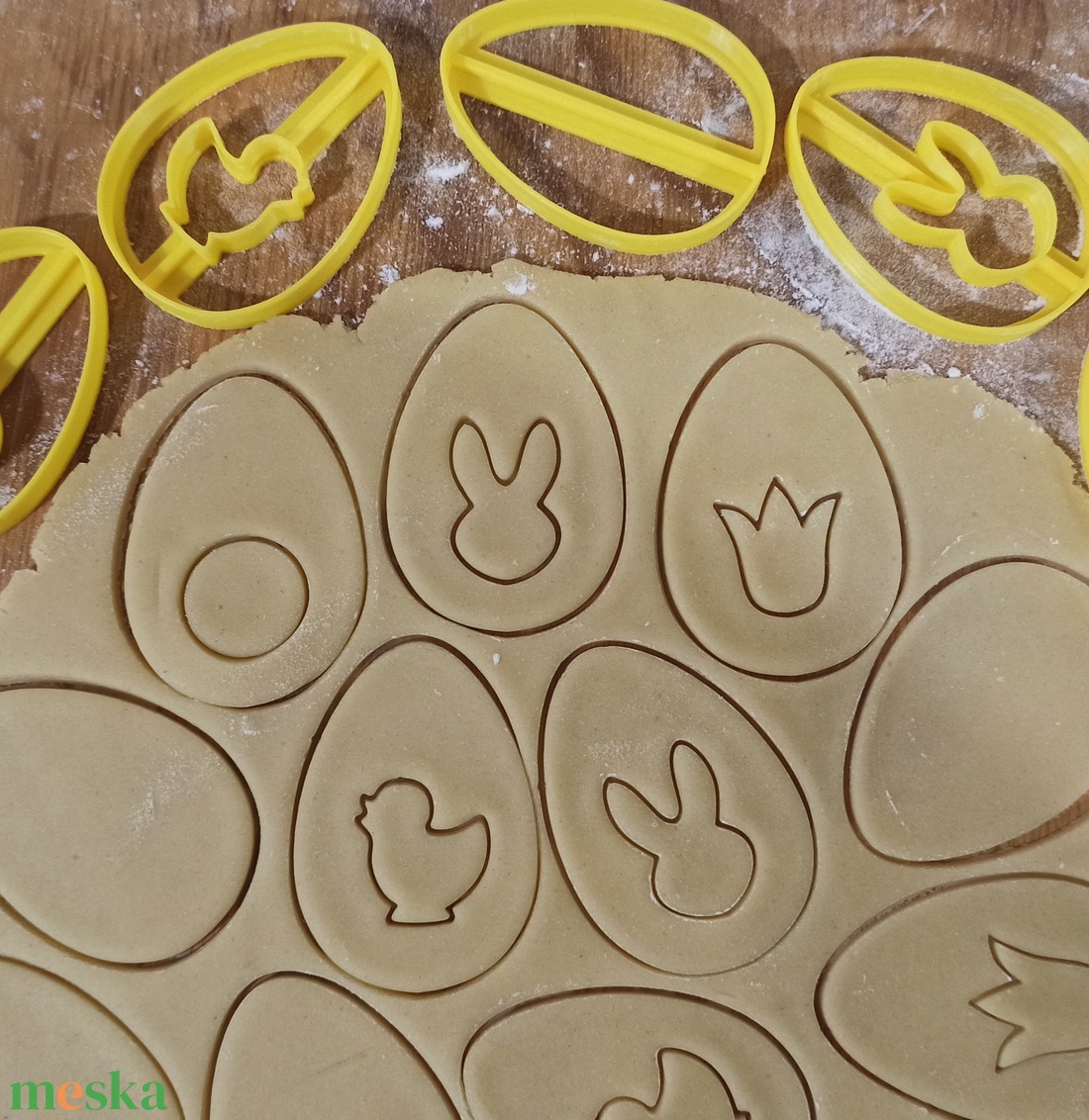 5 darabos tojás alakú linzerszúró készlet - ünnepi díszek, dekorációk - húsvéti díszek és dekorációk - húsvéti sütikiszúró - Meska.hu