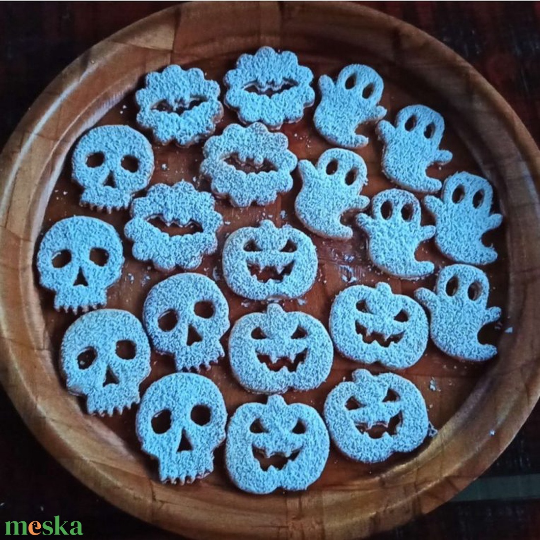 HALLOWEENI TÖK mintájú sütikiszúró (kétrészes) - otthon & életmód - dekoráció - halloween - halloweeni asztaldísz - Meska.hu