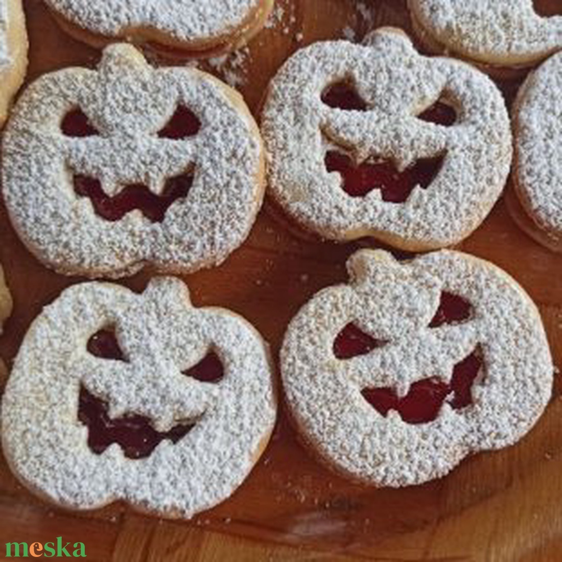 HALLOWEENI TÖK mintájú sütikiszúró (kétrészes) - otthon & életmód - dekoráció - halloween - halloweeni asztaldísz - Meska.hu