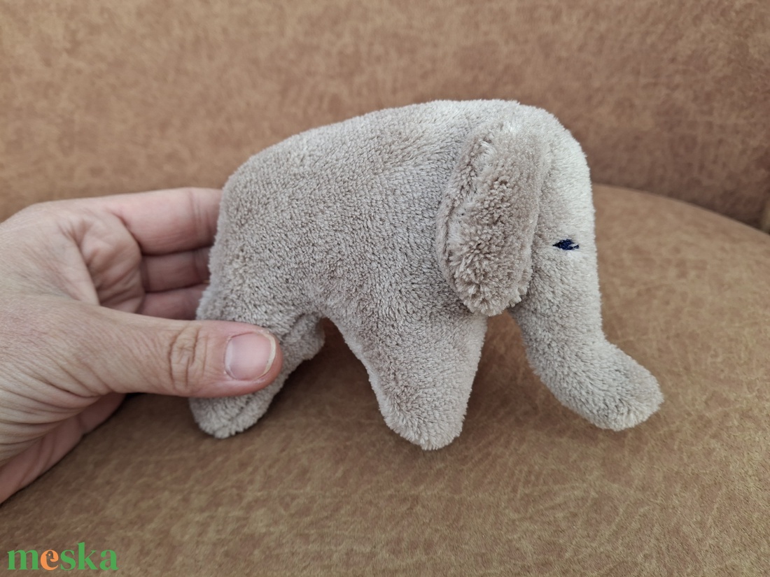 Plüss kis elefánt szürke  - játék & sport - plüssállat & játékfigura - elefánt - Meska.hu