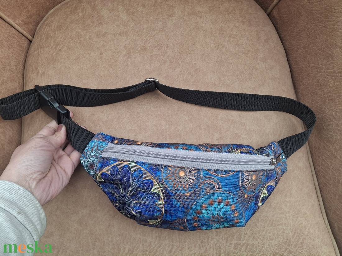 Övtáska egyterű kék arany - táska & tok - övtáska - Meska.hu