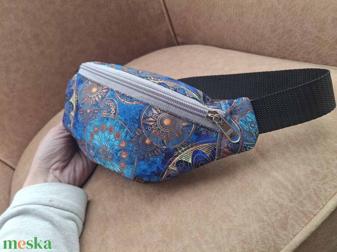 Övtáska egyterű kék arany - táska & tok - övtáska - Meska.hu