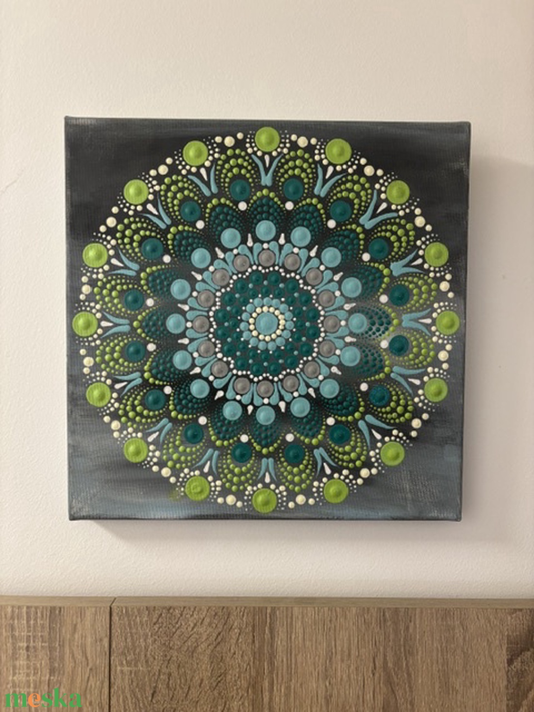 Menta és Smaragd harmónia energia-mandala pontfestéssel � Kézzel festett akril falikép (30x30 cm) - otthon & életmód - dekoráció - spiritualitás - mandala - Meska.hu