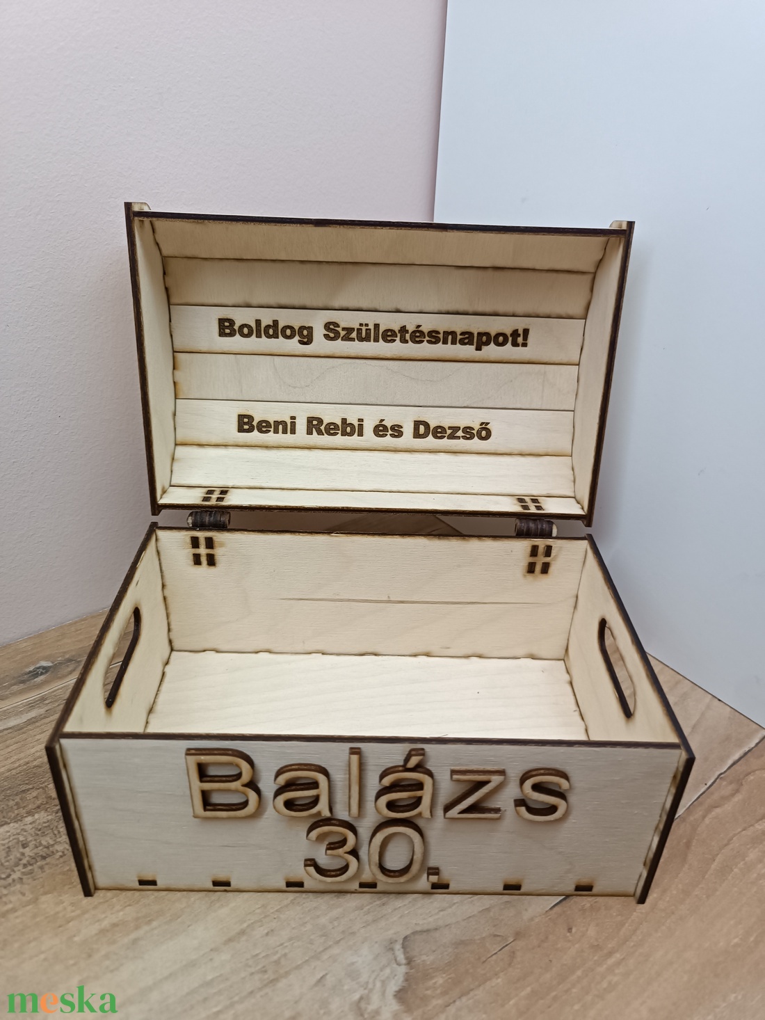 Dekorálható fa kincses láda-Gravirozott  - otthon & életmód - tárolás & rendszerezés - láda - Meska.hu