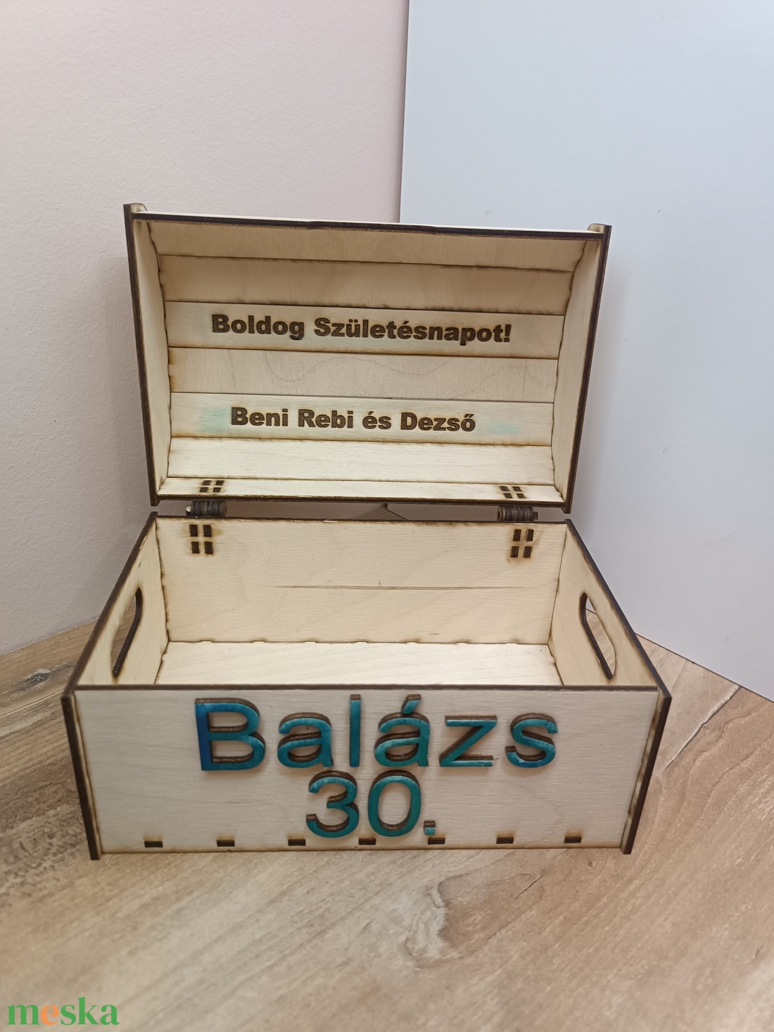 Egyedi kincses fa láda -szemelyre szabható  - otthon & életmód - tárolás & rendszerezés - láda - Meska.hu