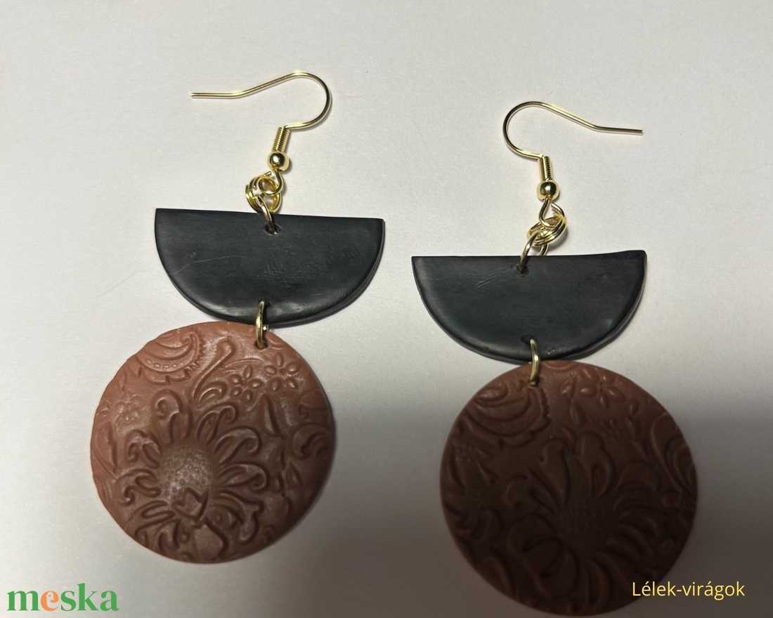 Barna és fekete polymer clay fülbevaló - ékszer - fülbevaló - lógó fülbevaló - Meska.hu Barna és fekete polymer clay fülbevaló - ékszer - fülbevaló - lógó fülbevaló - Meska.hu