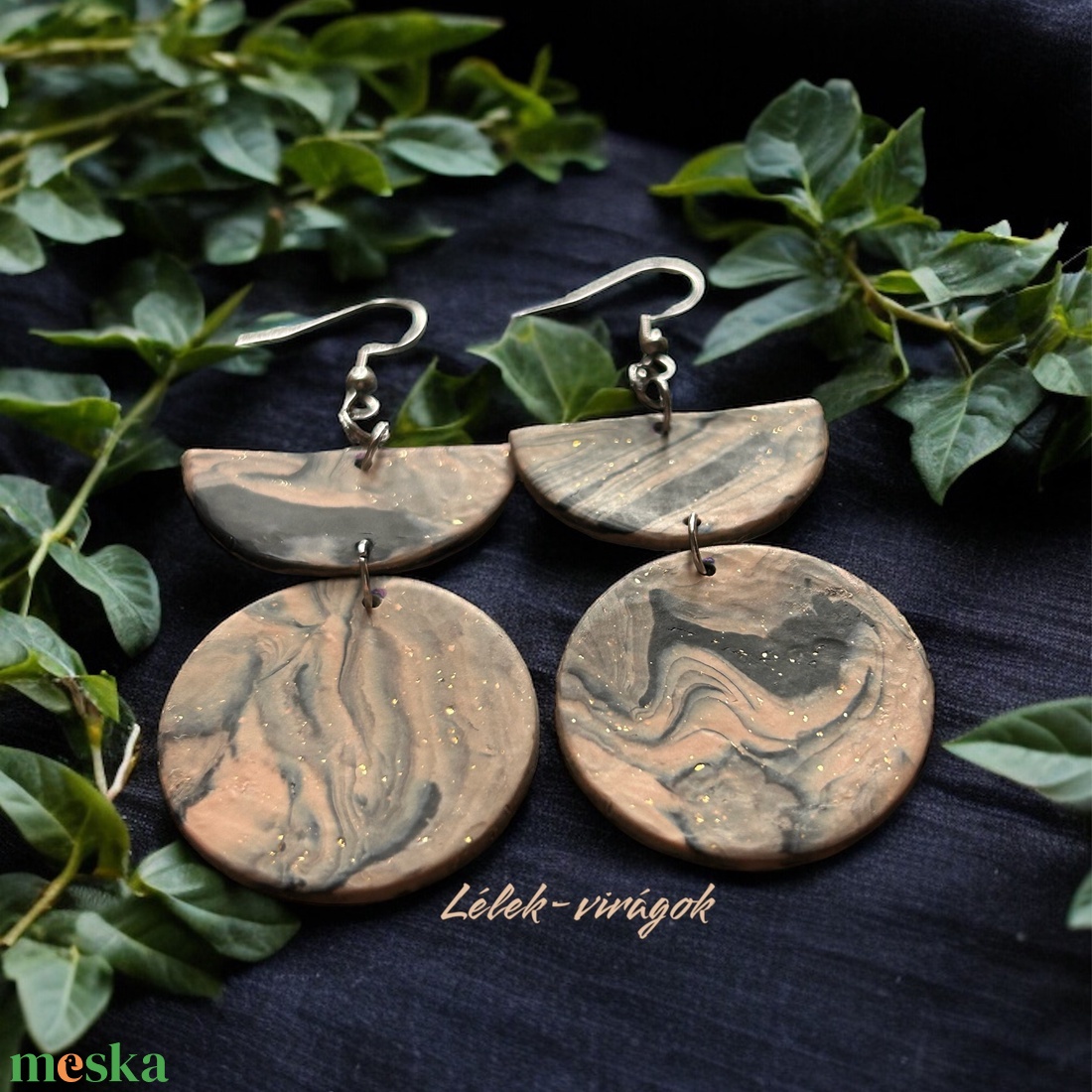 Barna fekete és bézs színű polymer clay fülbevaló - ékszer - fülbevaló - lógó fülbevaló - Meska.hu Barna fekete és bézs színű polymer clay fülbevaló - ékszer - fülbevaló - lógó fülbevaló - Meska.hu