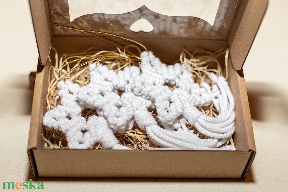 Makramé karácsonyi csillag doboz - karácsony - karácsonyi lakásdekoráció - karácsonyfadíszek - Meska.hu